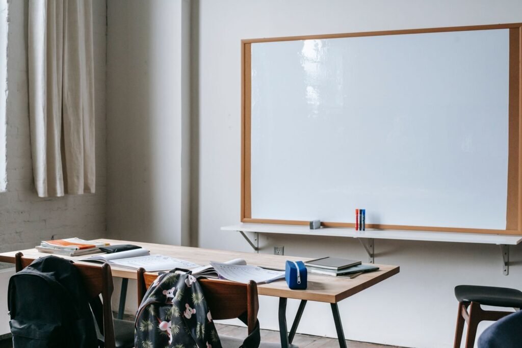 Voortgezet onderwijs vanuit Zandvoort, in het dorp en in Haarlem